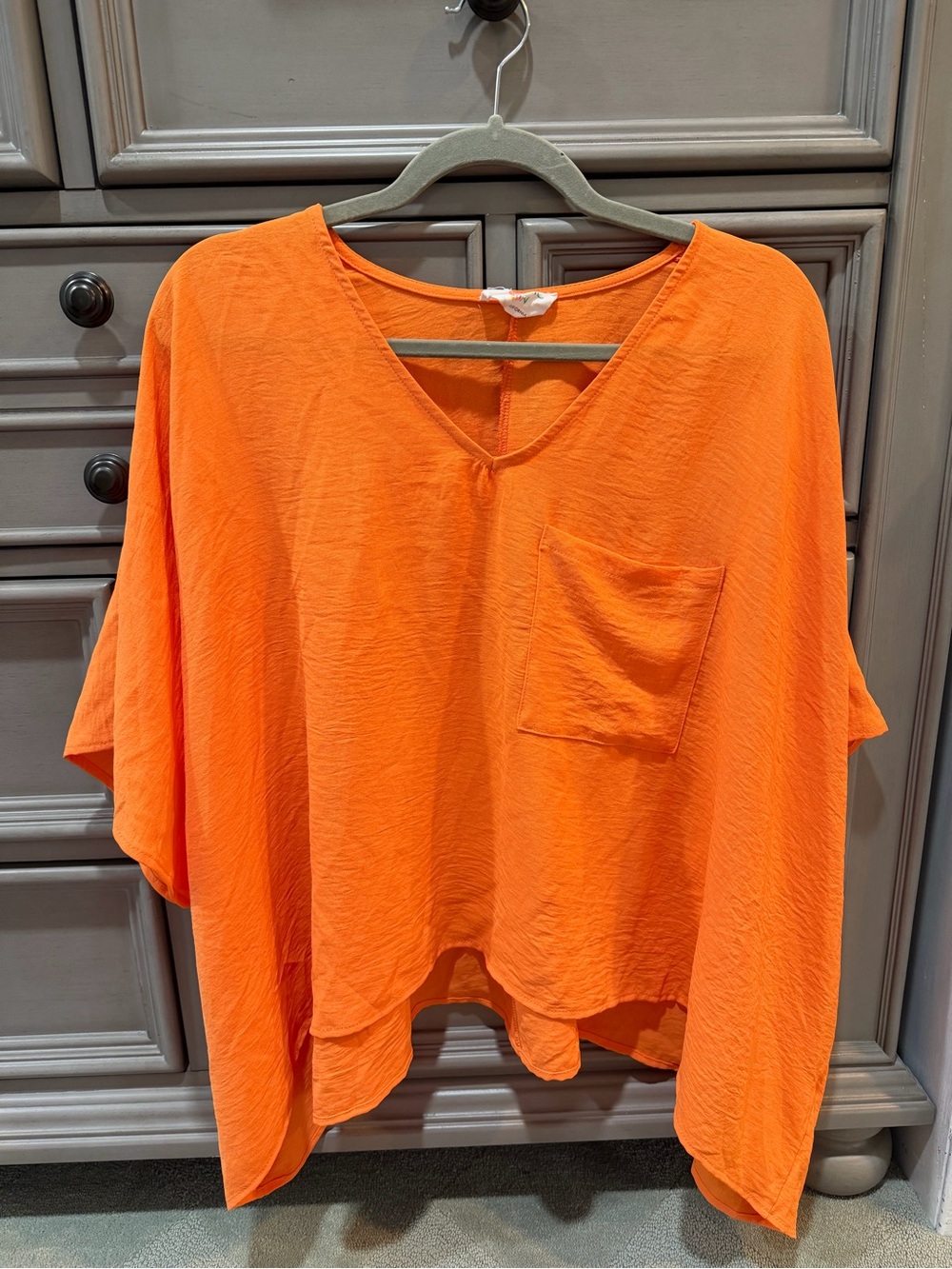 Fantastic Fawn Oversized V-Neck Pocket Top in Bright Orange- Summer Top, Size SM